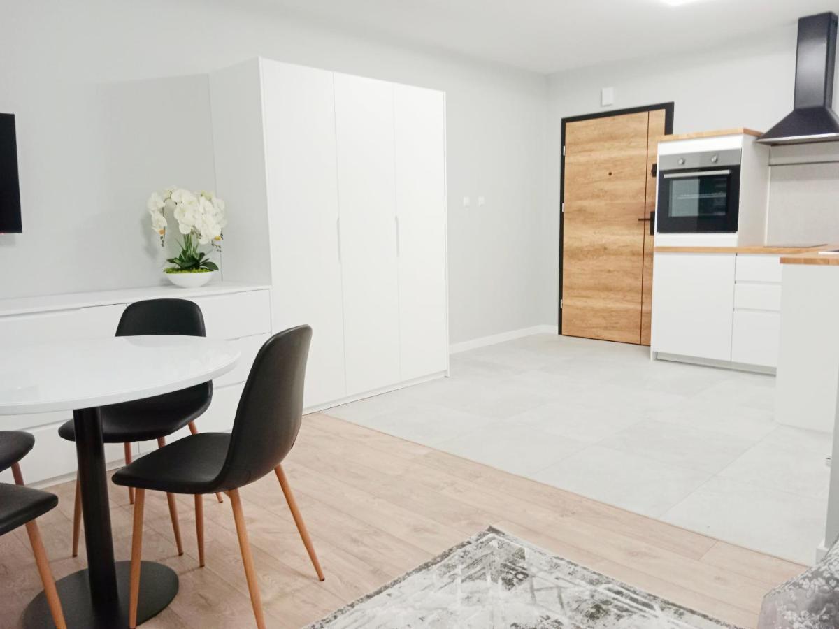 Apartamenty Radom Klwatecka 20 Buitenkant foto