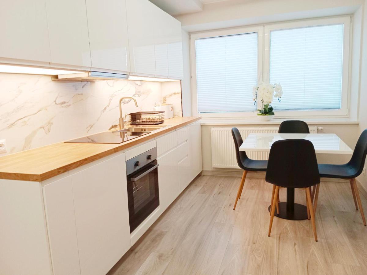 Apartamenty Radom Klwatecka 20 Buitenkant foto